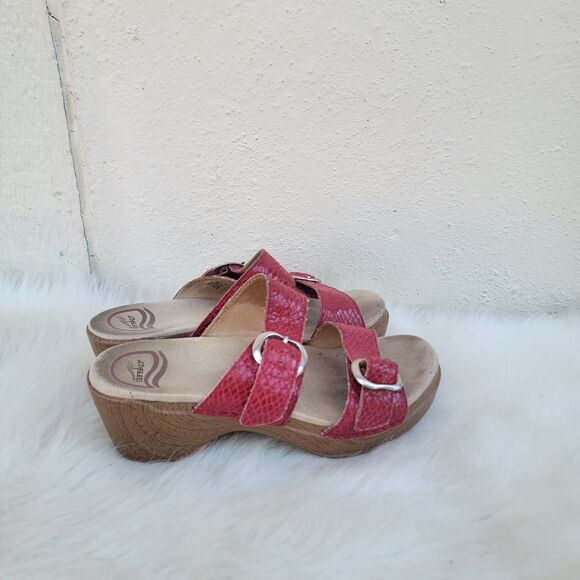 Dansko Sophie Leather Snake Print Red Sandals Clogs Double Strap Wmns 36 / US 6 - Picture 2 of 6